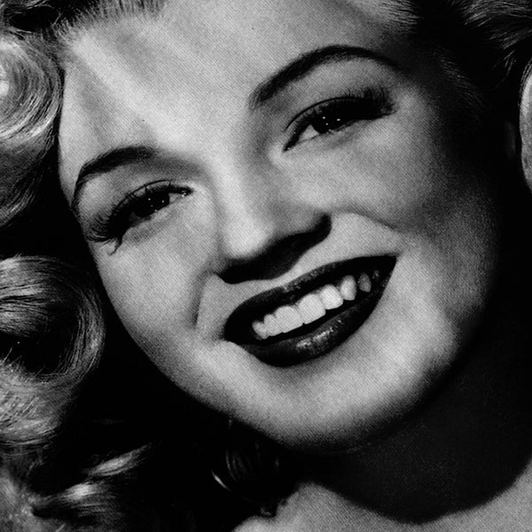 Marilyn Monroe Model Womens T-Shirt