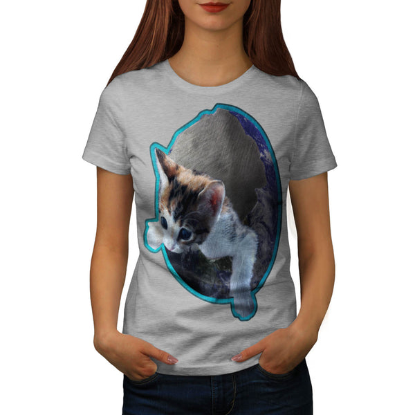 Kitty Earth Shell Womens T-Shirt